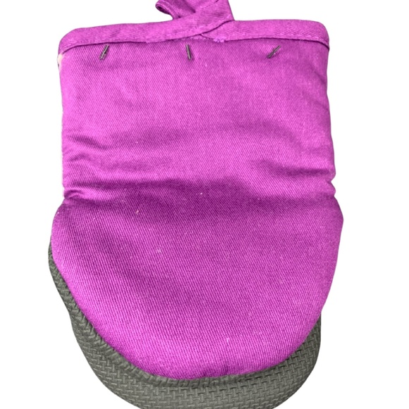 Nightbefore Christmas Day Of The Dead Mini Mitts - Picture 5 of 5